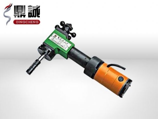 點擊查看詳細(xì)信息<br>標(biāo)題：T型內(nèi)漲式管子坡口機 閱讀次數(shù)：5120